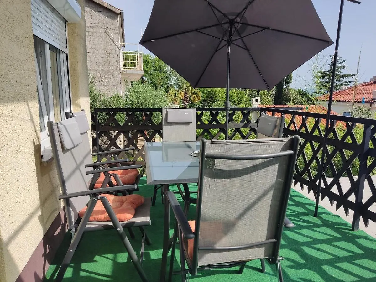 Apartment Teresa With Big Terrace Dramalj Crikvenica