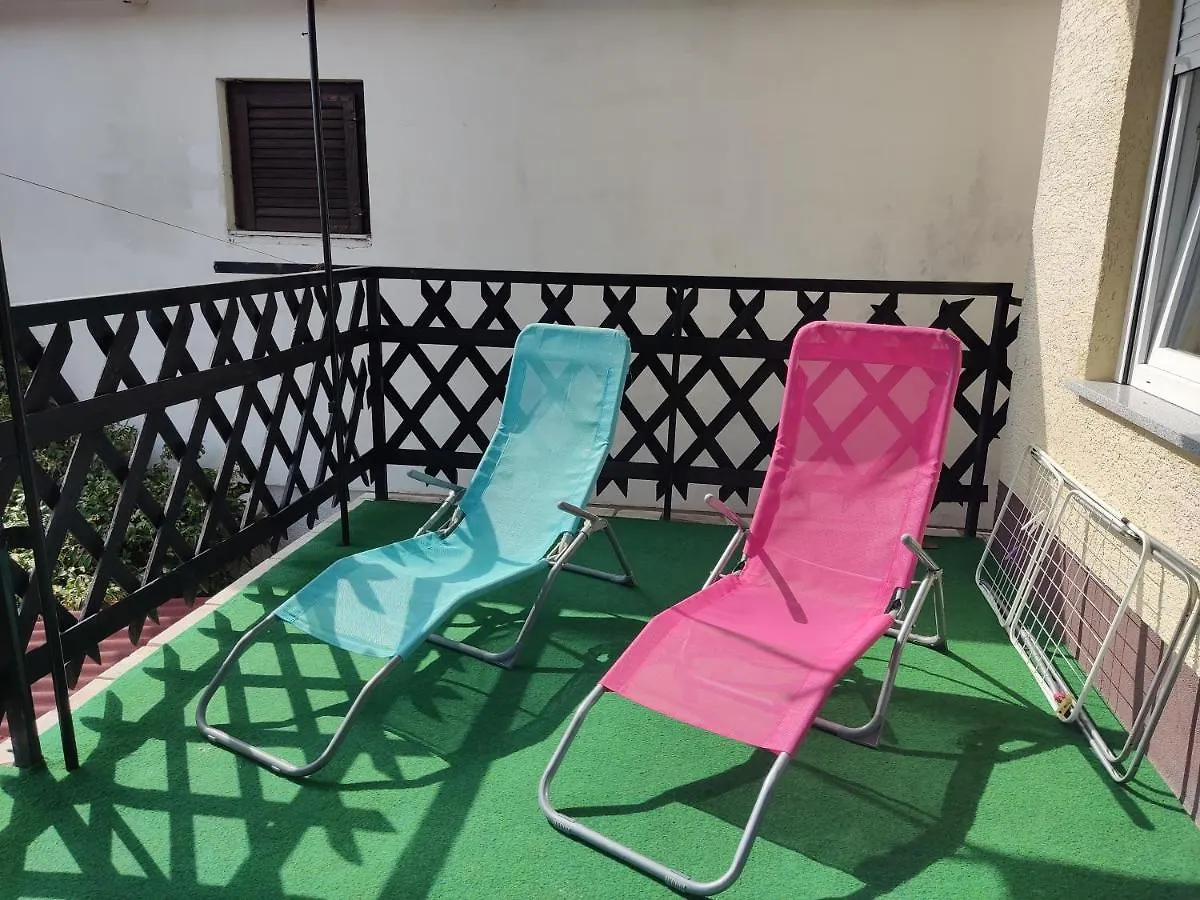 Apartment Teresa With Big Terrace Dramalj Crikvenica 0*,