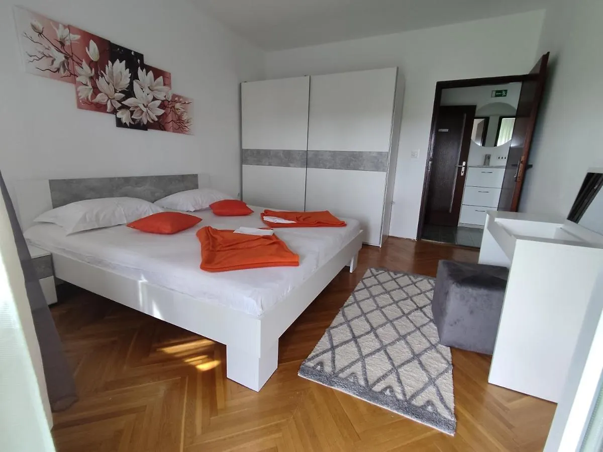 Apartment Teresa With Big Terrace Dramalj Crikvenica 0*,  Croatia