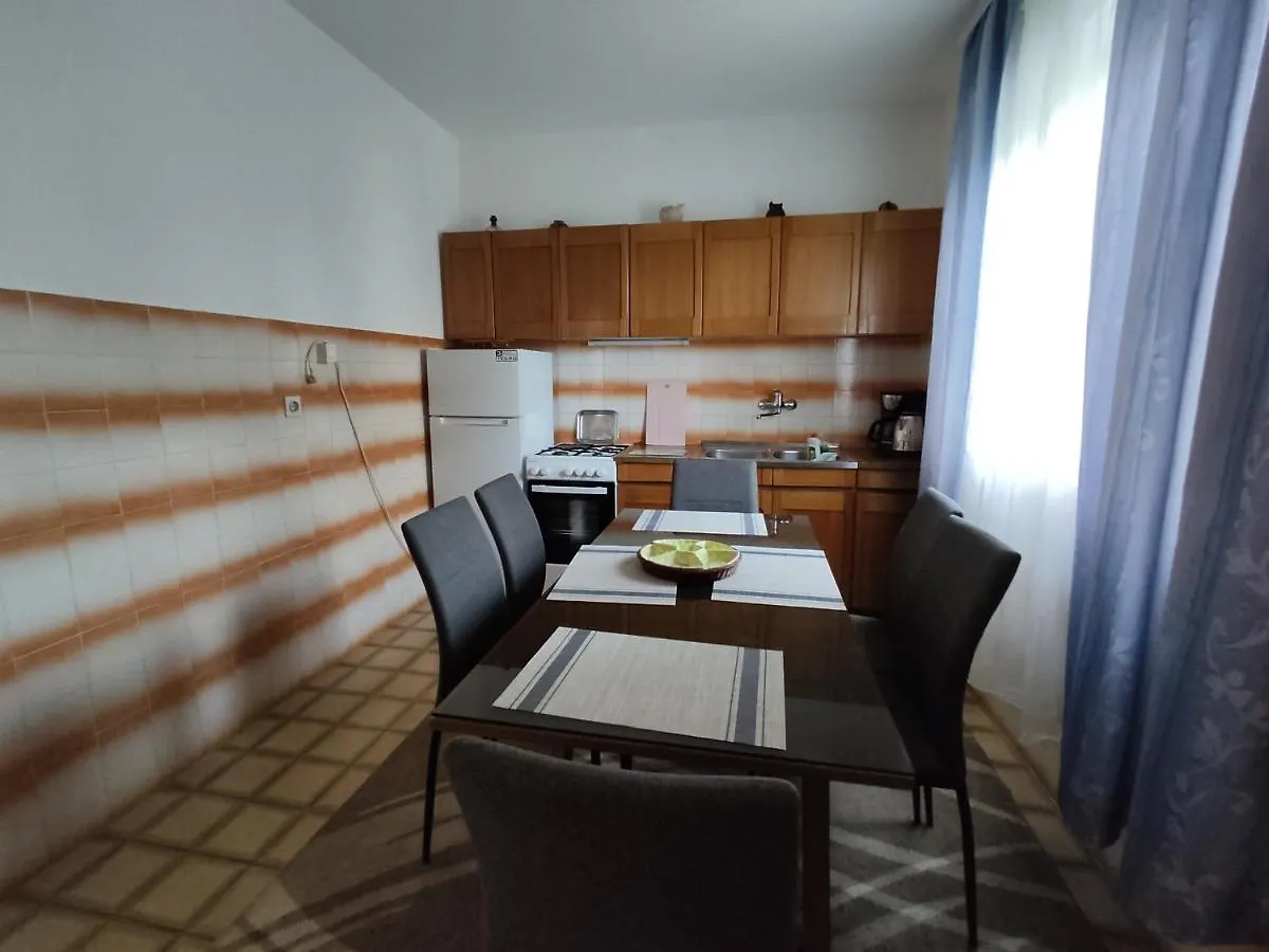 Apartment Teresa With Big Terrace Dramalj Crikvenica 0*,