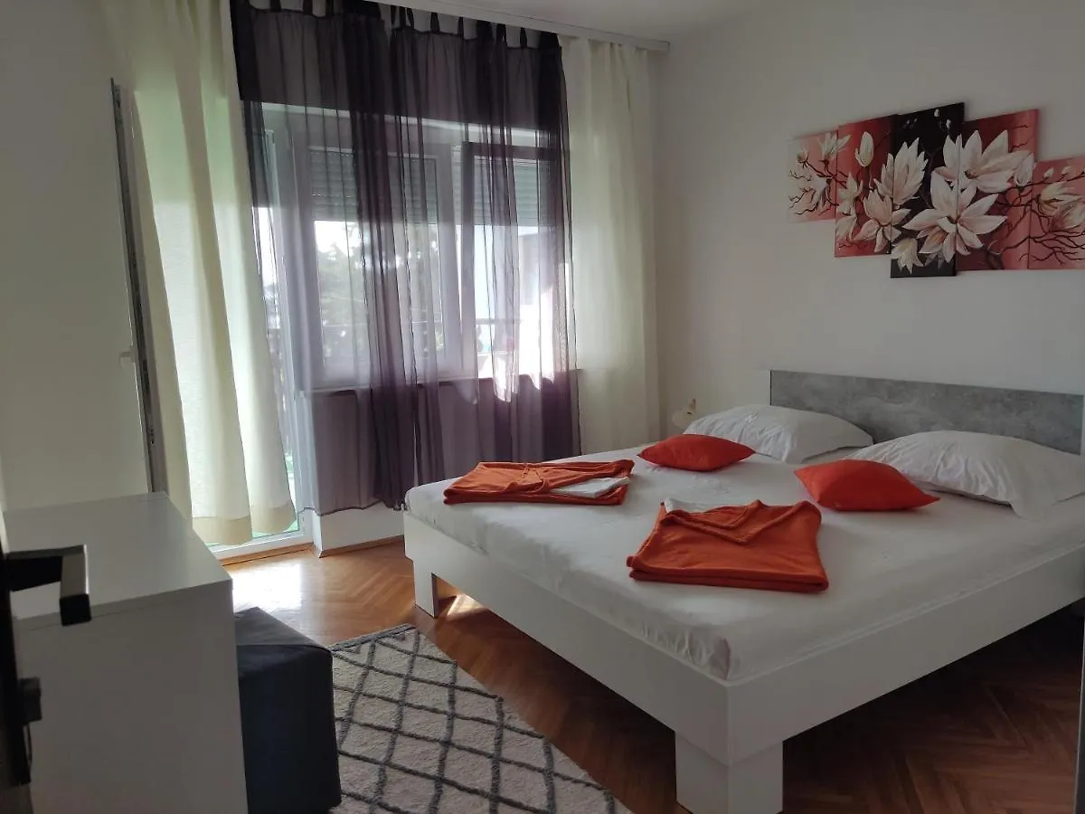 Apartment Teresa With Big Terrace Dramalj Crikvenica 0*,  Croatia